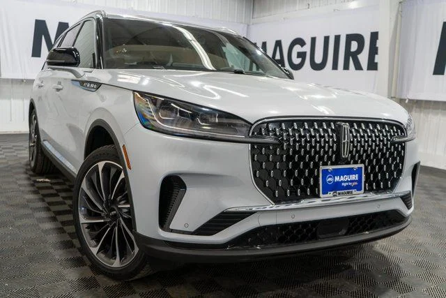2025 Lincoln Aviator Reserve AWD's photo