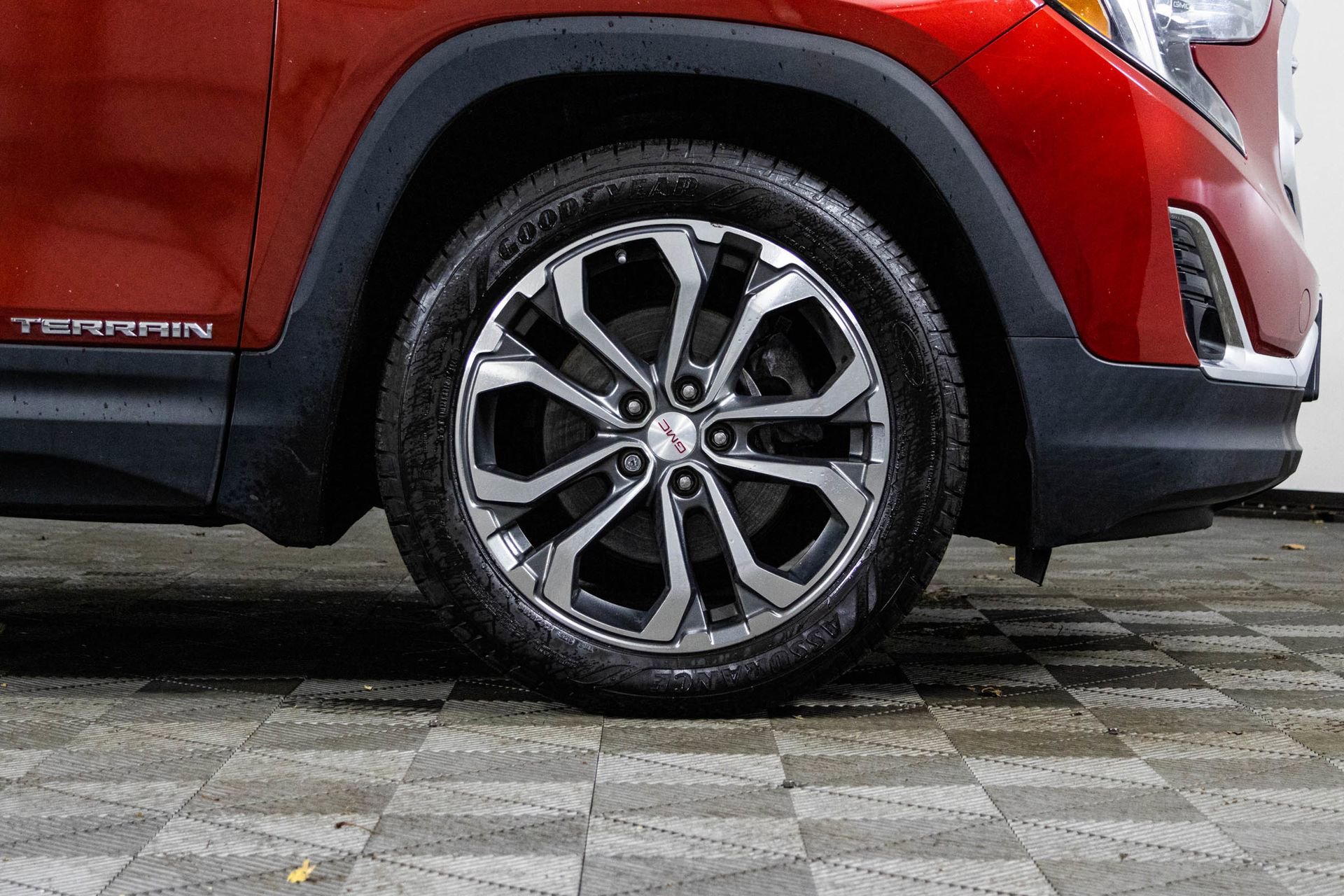 2019 GMC TERRAIN - Image 43