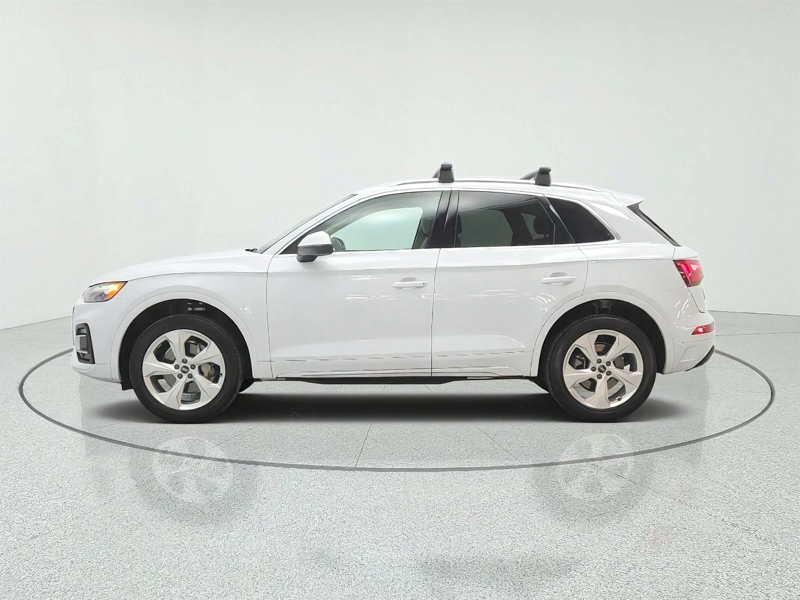 Used 2021 Glacier White Metallic Audi Premium Plus 45 TFSI quattro image 8