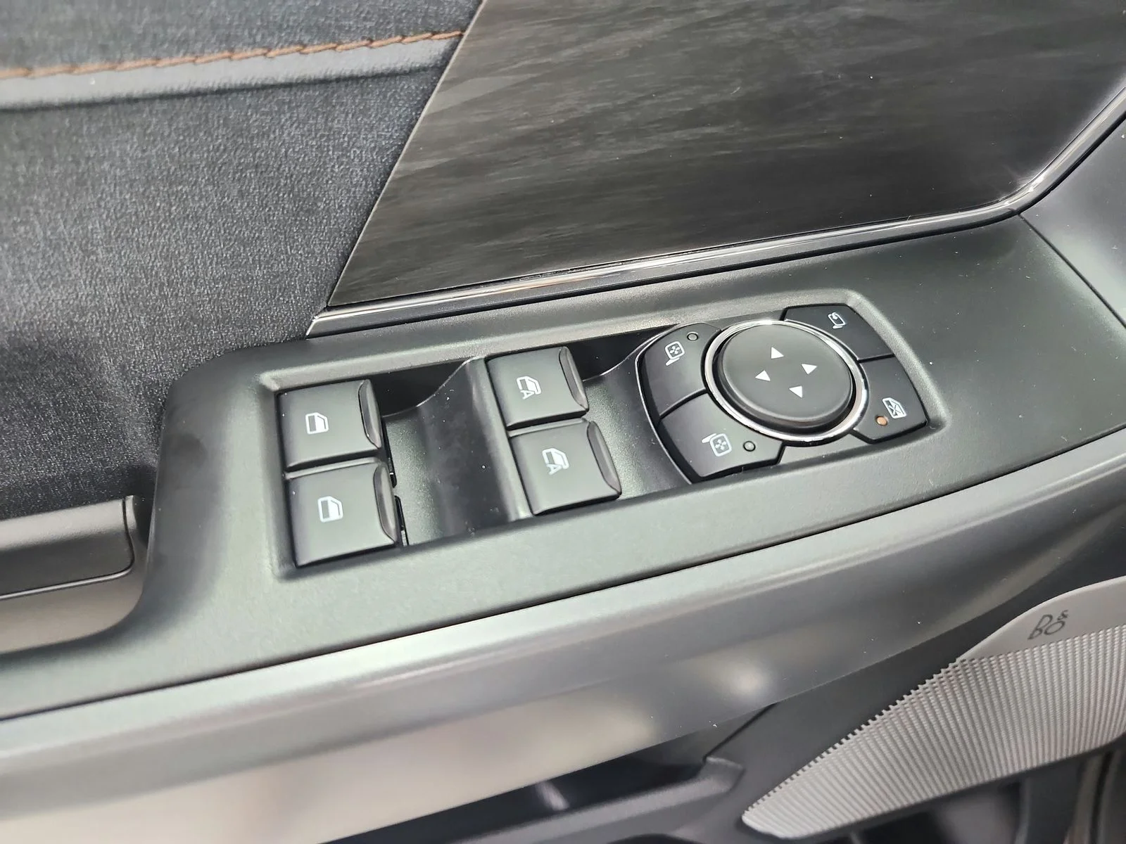 New 2026 Gray Ford Lariat image 40