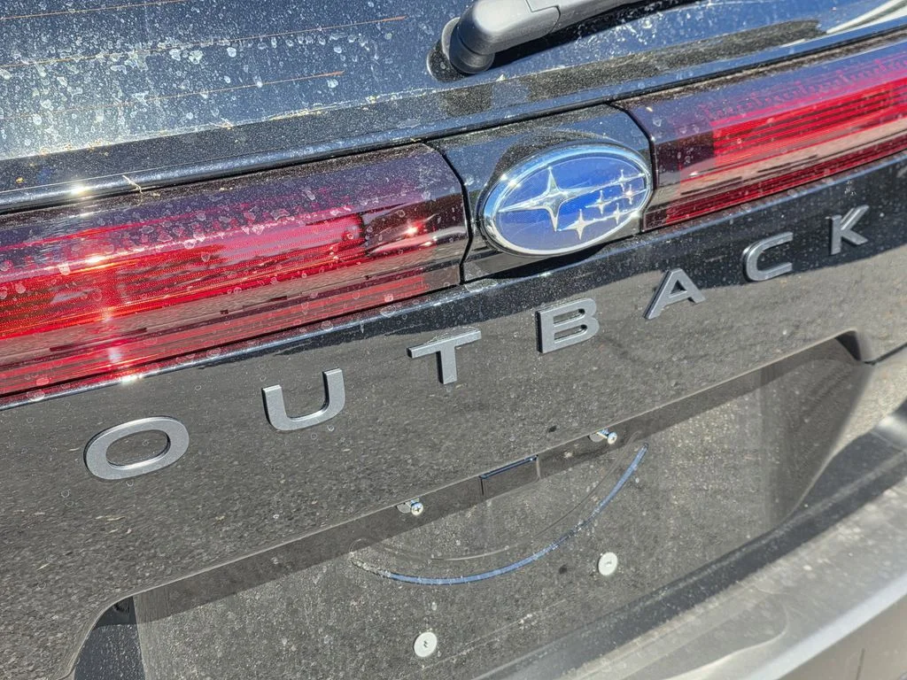2026 Subaru Outback Limited - Photo 8