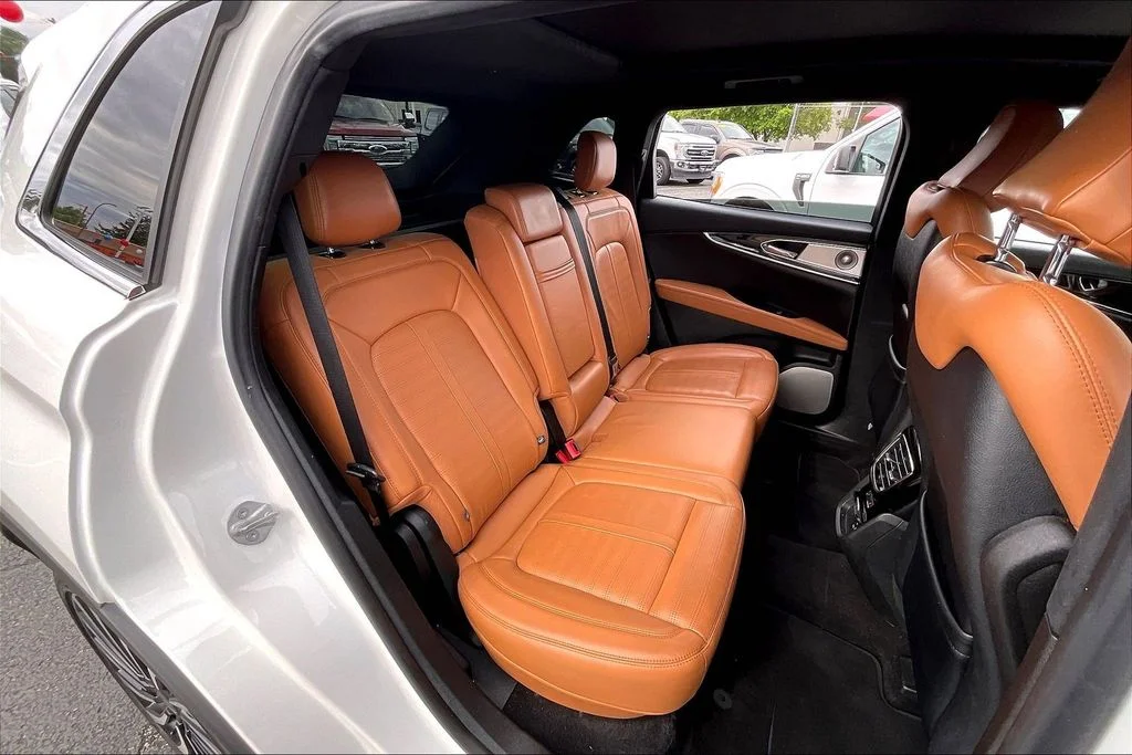 Used 2022 White Lincoln Black Label image 26