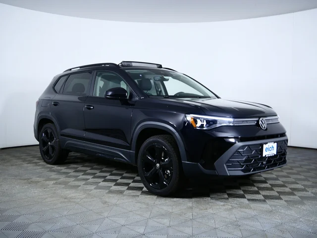 2026 Volkswagen Taos SE Black