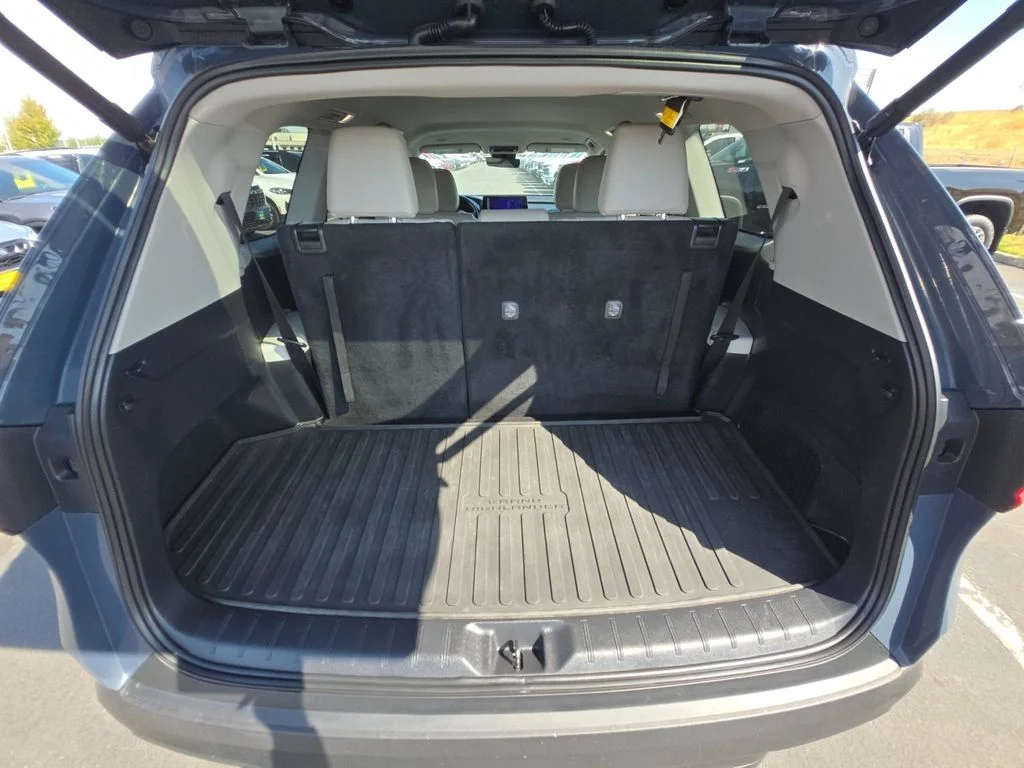 Used 2024 White Toyota XLE image 29