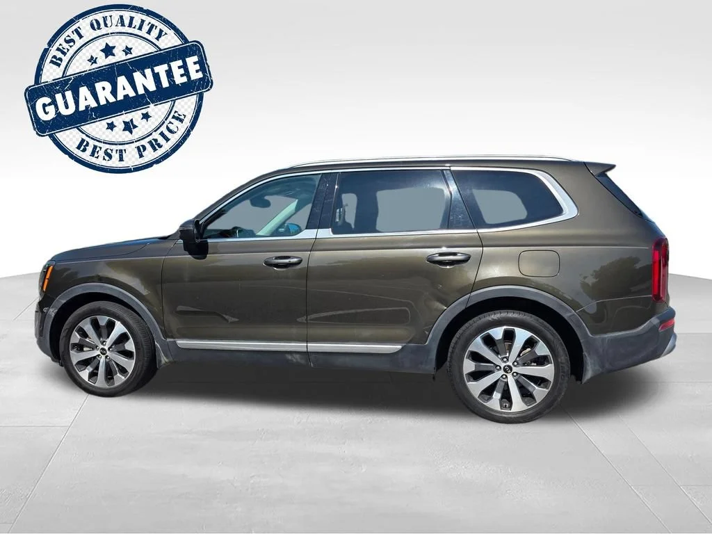 Used 2020 Green Kia S image 4