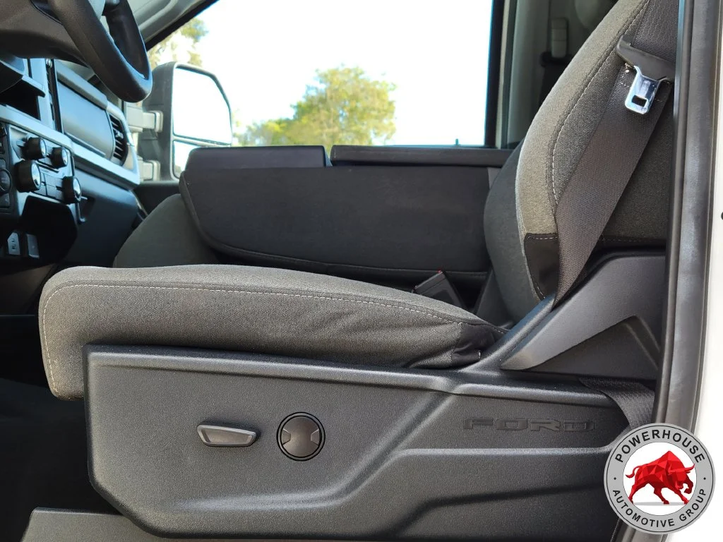 Used 2025 White Ford XLT image 24