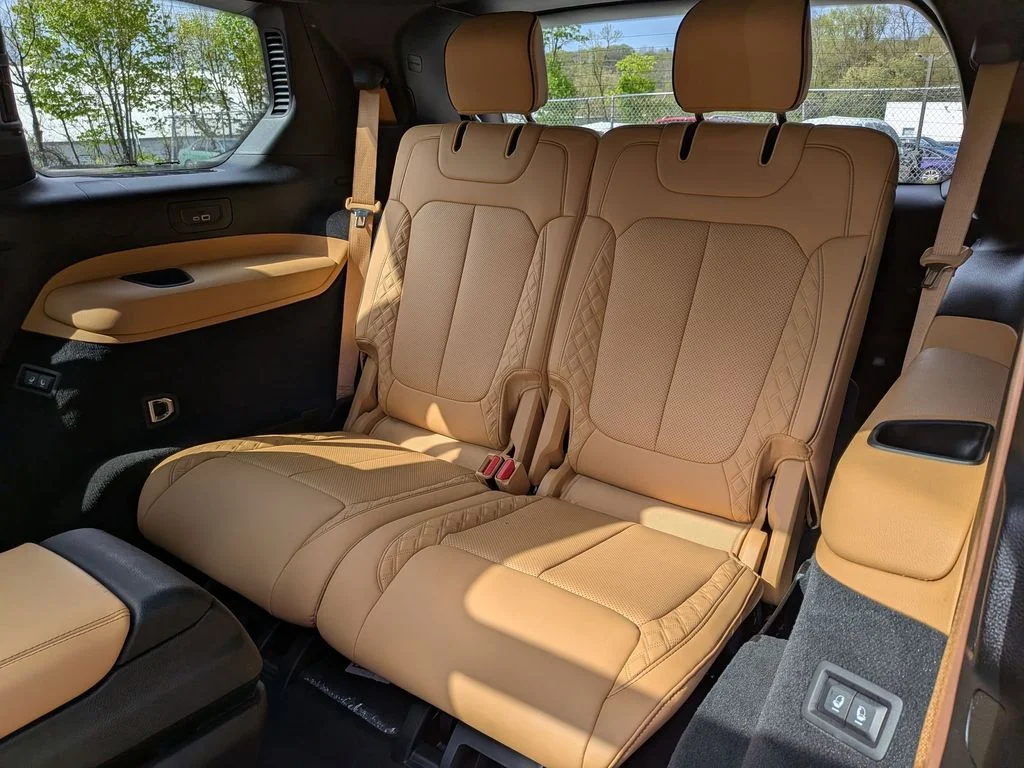 Used 2022 Black Jeep Summit image 34