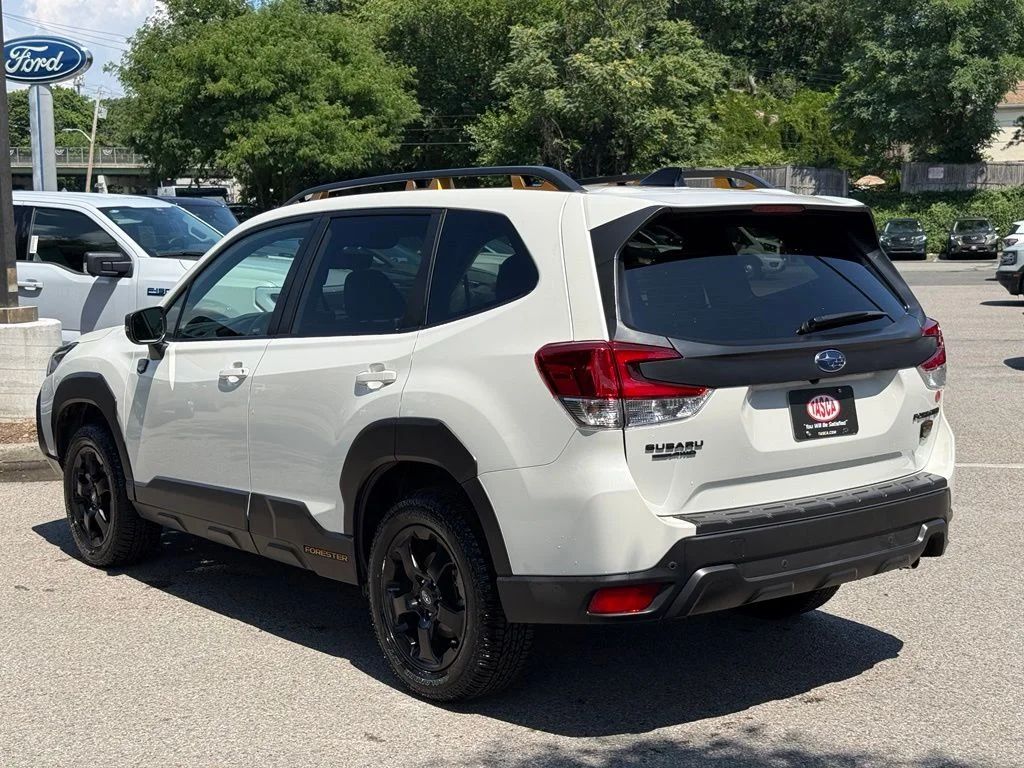 Used 2025 White Subaru Wilderness image 8