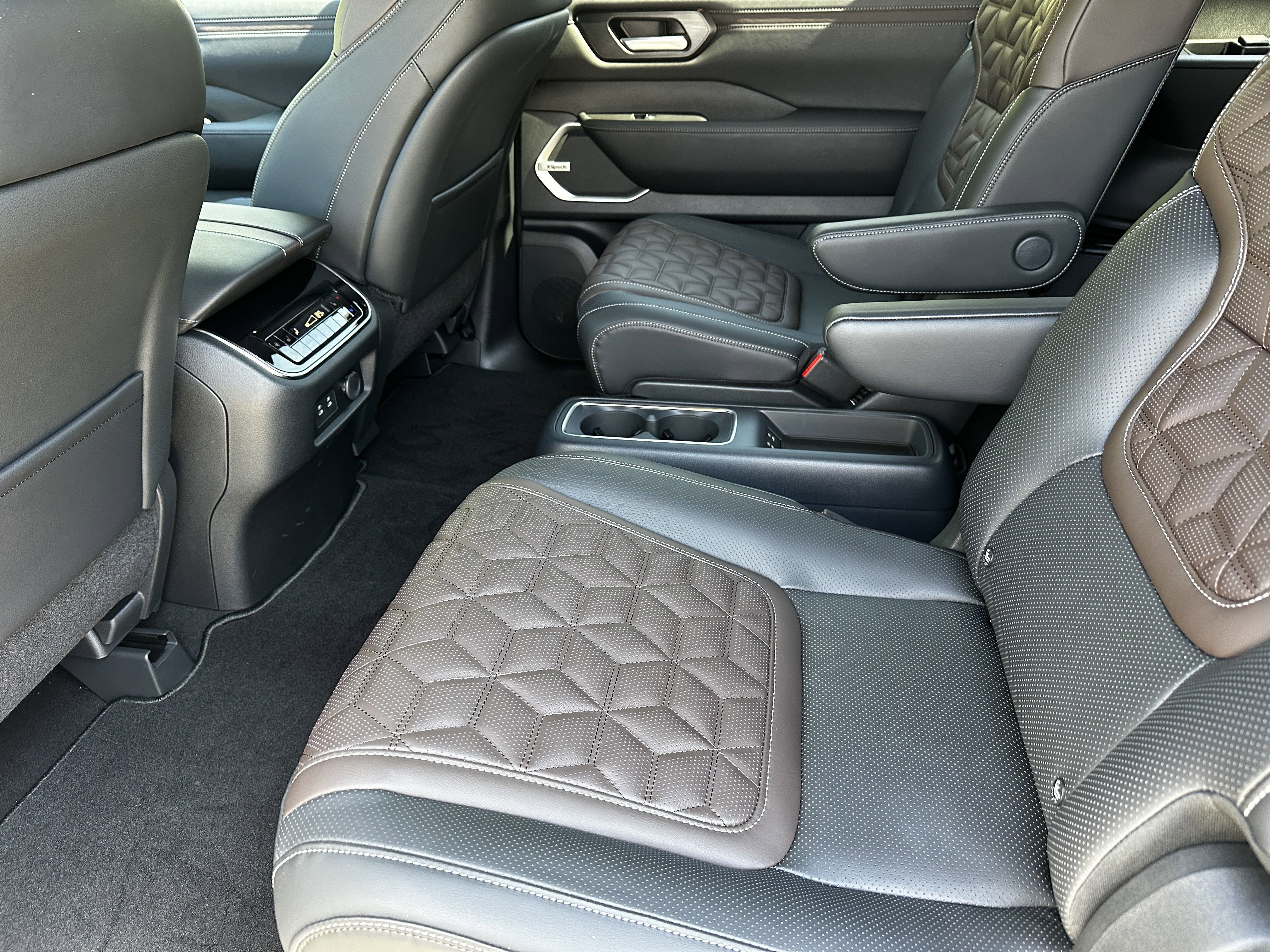 2025 Nissan Armada Platinum Reserve - Photo 21