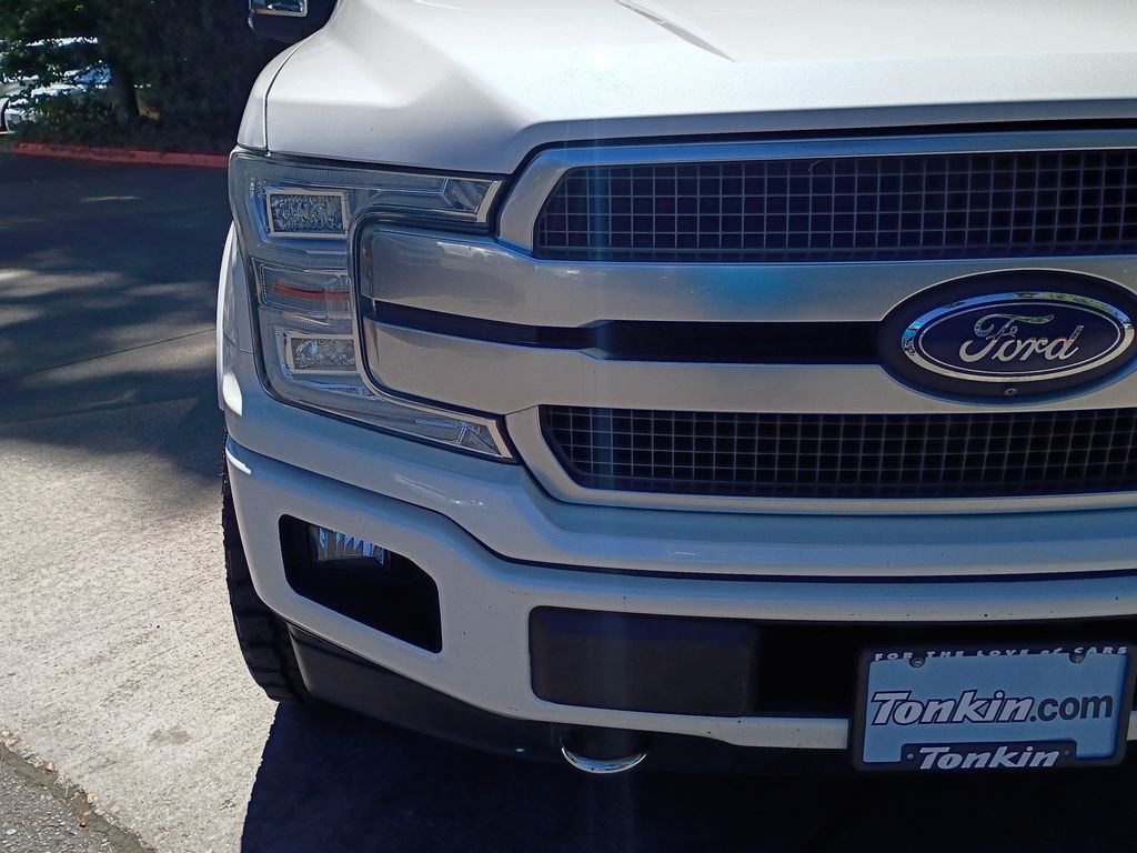 Used 2018 White Platinum Clearcoat Metallic Ford Platinum image 12