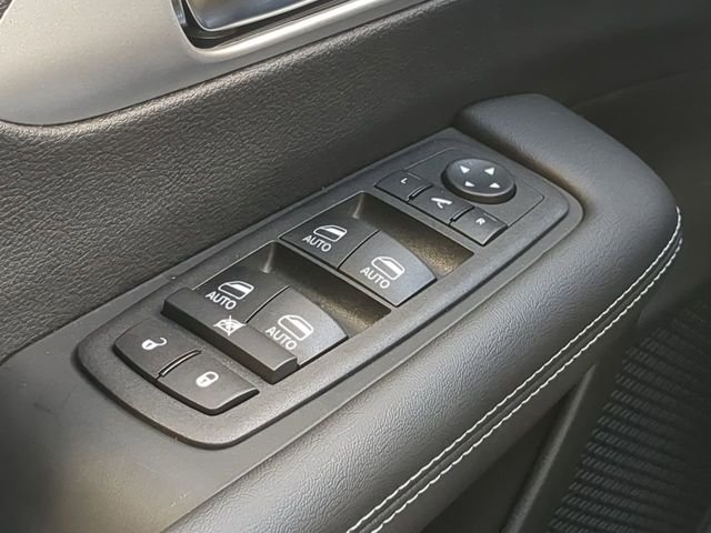 2026 Chrysler Pacifica Limited - Photo 32