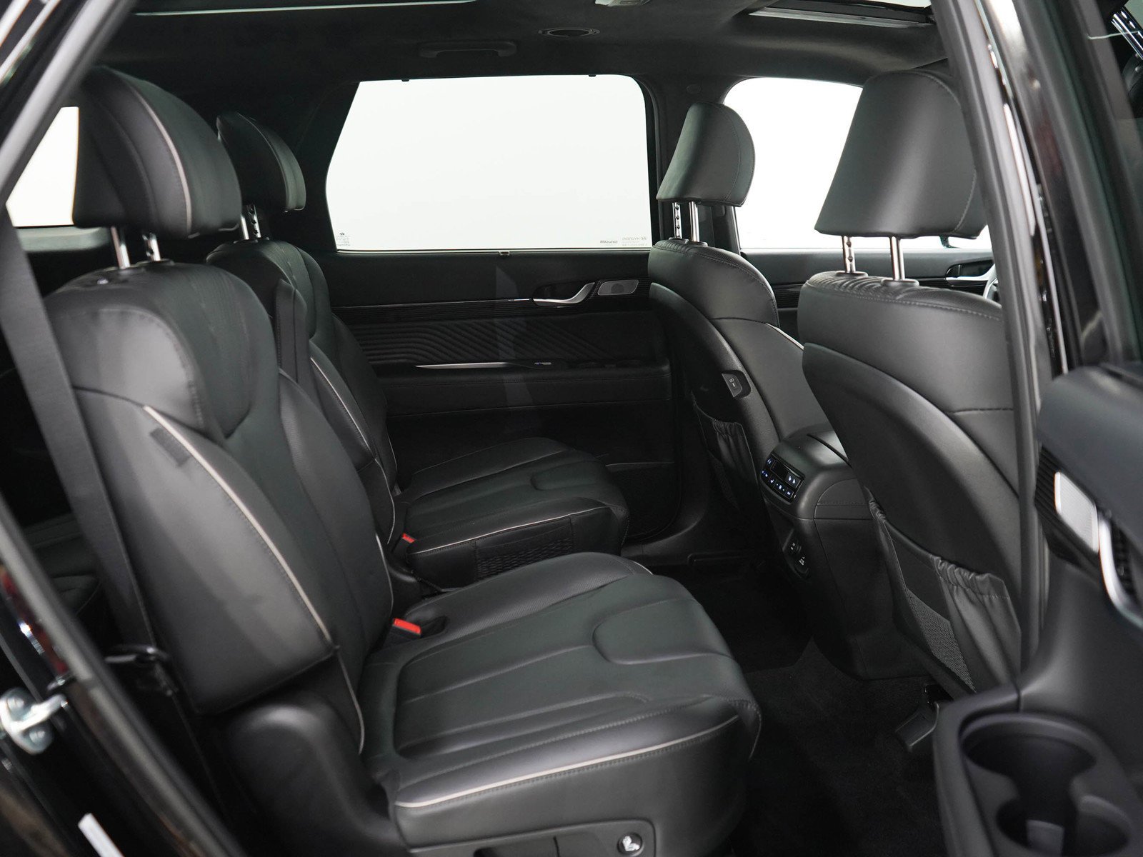 Used 2025 Abyss Black Pearl Hyundai Calligraphy AWD image 14