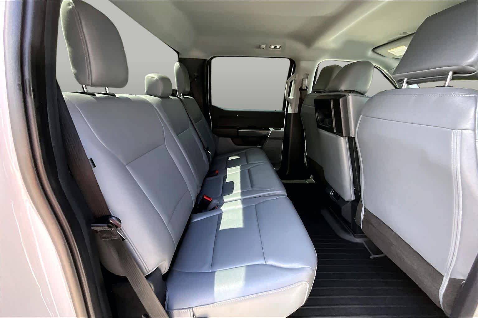 Used 2023 Oxford White Ford XL image 51