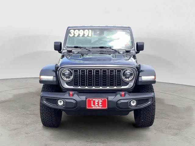 Certified Used 2025 Granite Crystal Met Jeep Rubicon image 8