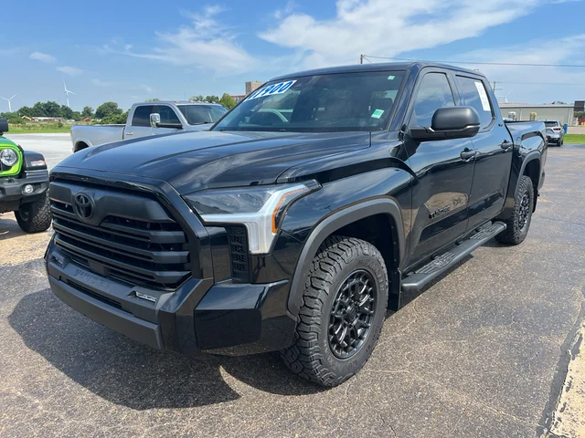 2025 Toyota Tundra SR5