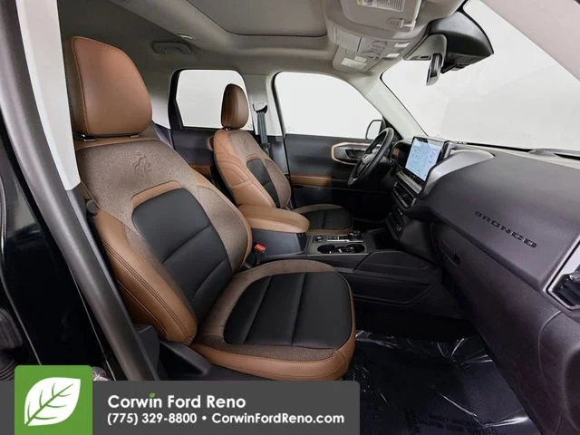 New 2025 Shadow Black Ford Outer Banks image 32