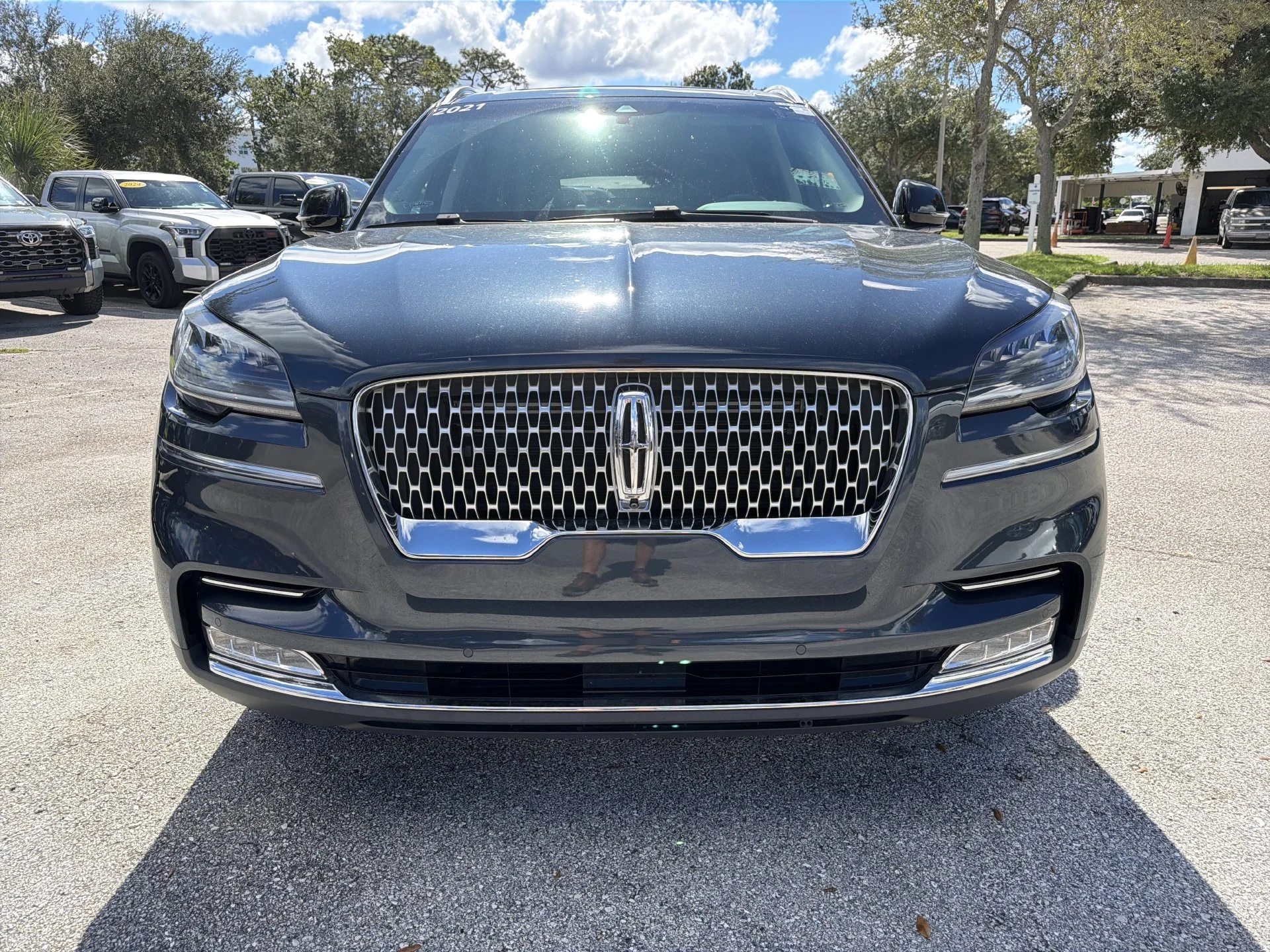 Used 2021 Blue Lincoln Reserve image 2
