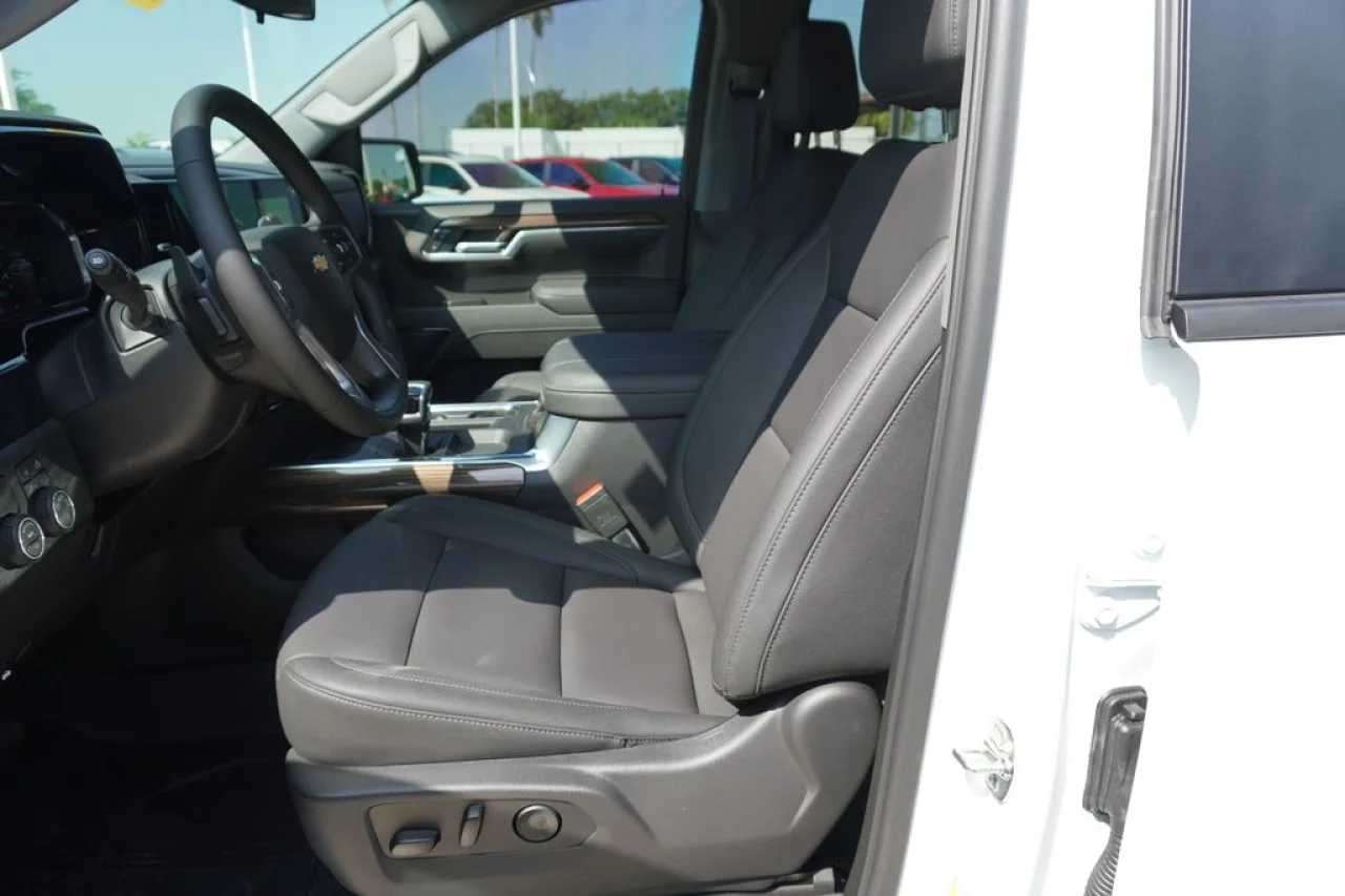 2026 Chevrolet Silverado 1500 LT - Photo 22