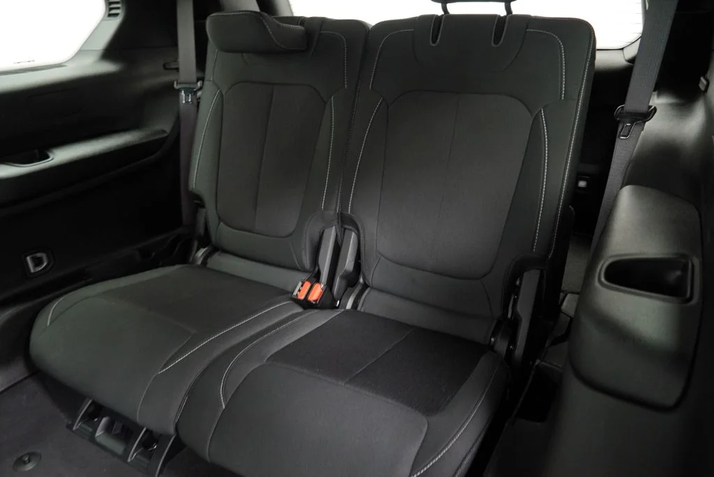 Used 2025 Gray Jeep Laredo image 5