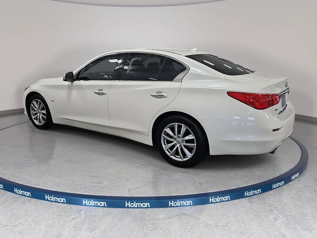 Used 2016 White INFINITI 3.0t Premium image 9