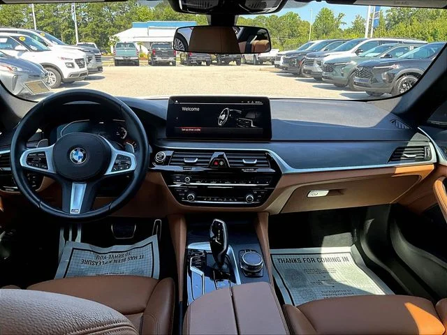 Used 2023 White BMW 540i image 8