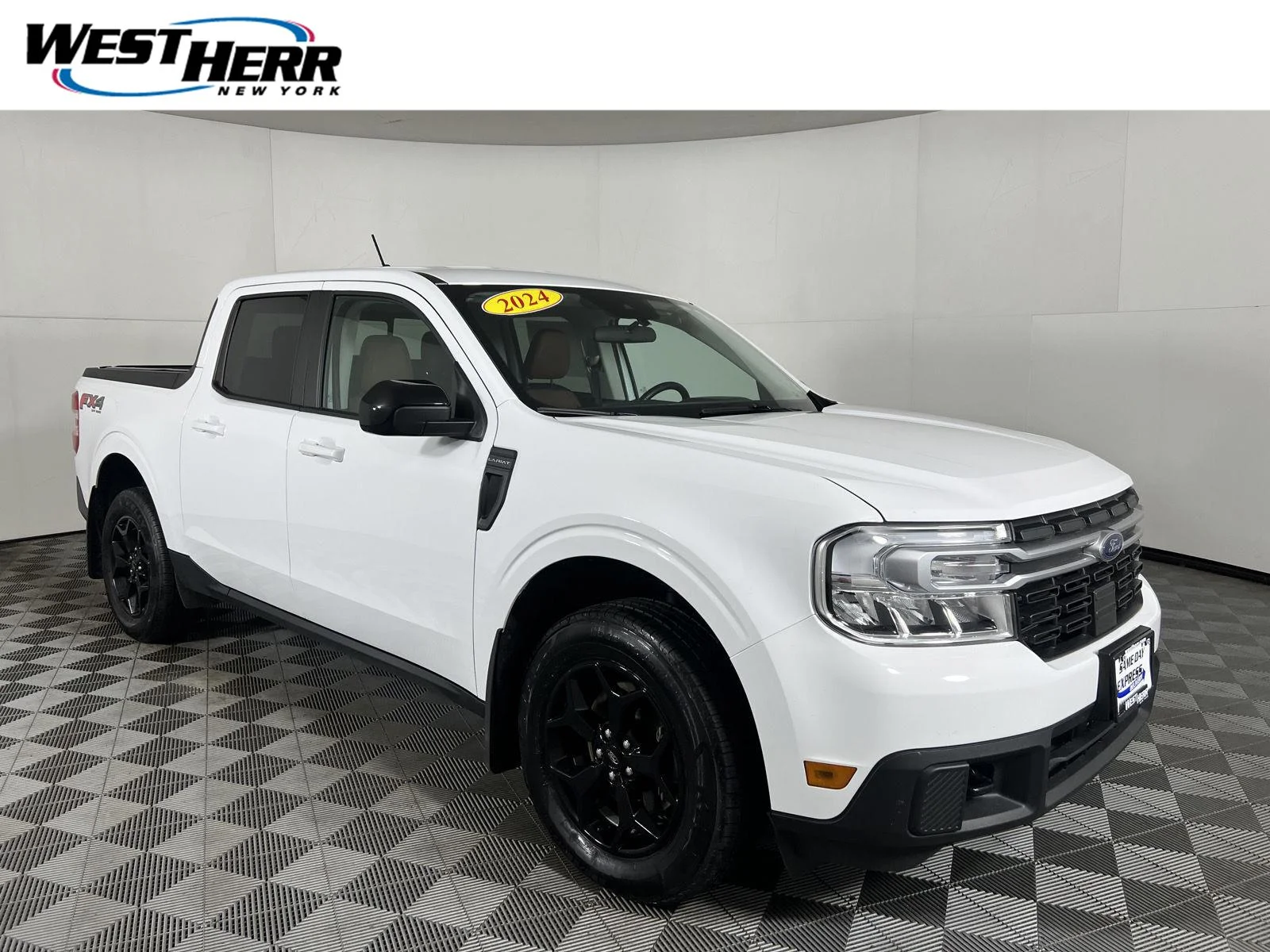 Used 2024 Oxford White Ford LARIAT image 1