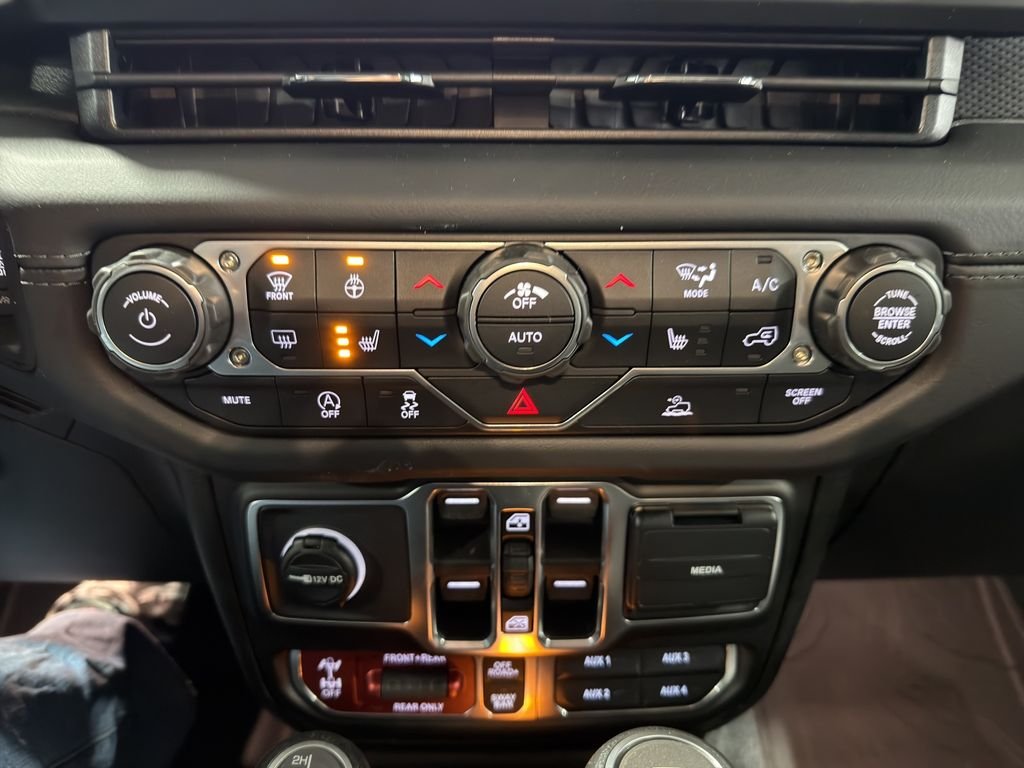 New 2026 Reign Jeep Rubicon image 33
