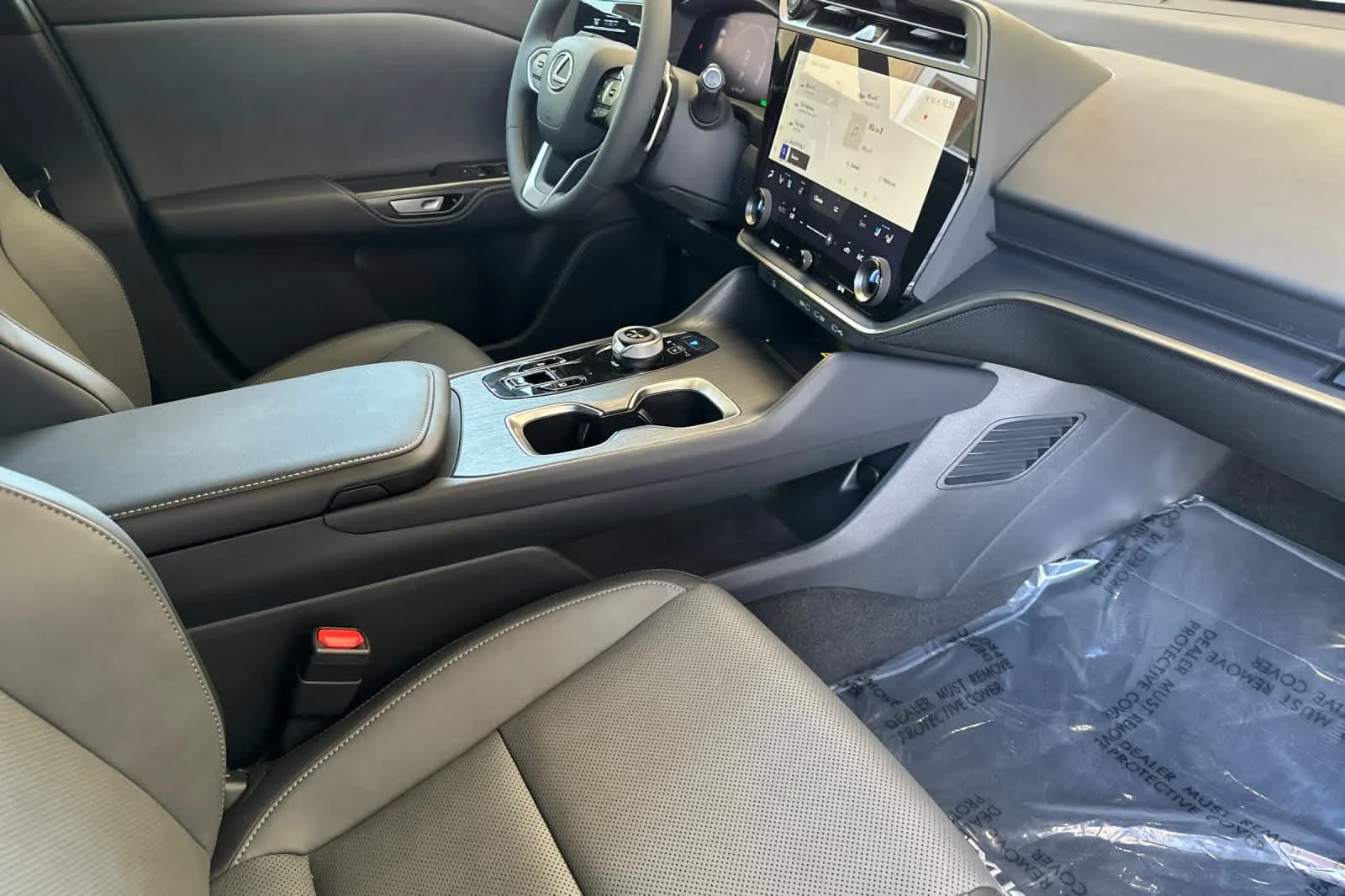 New 2026 Iridium Lexus  450e PREMIUM AWD image 17