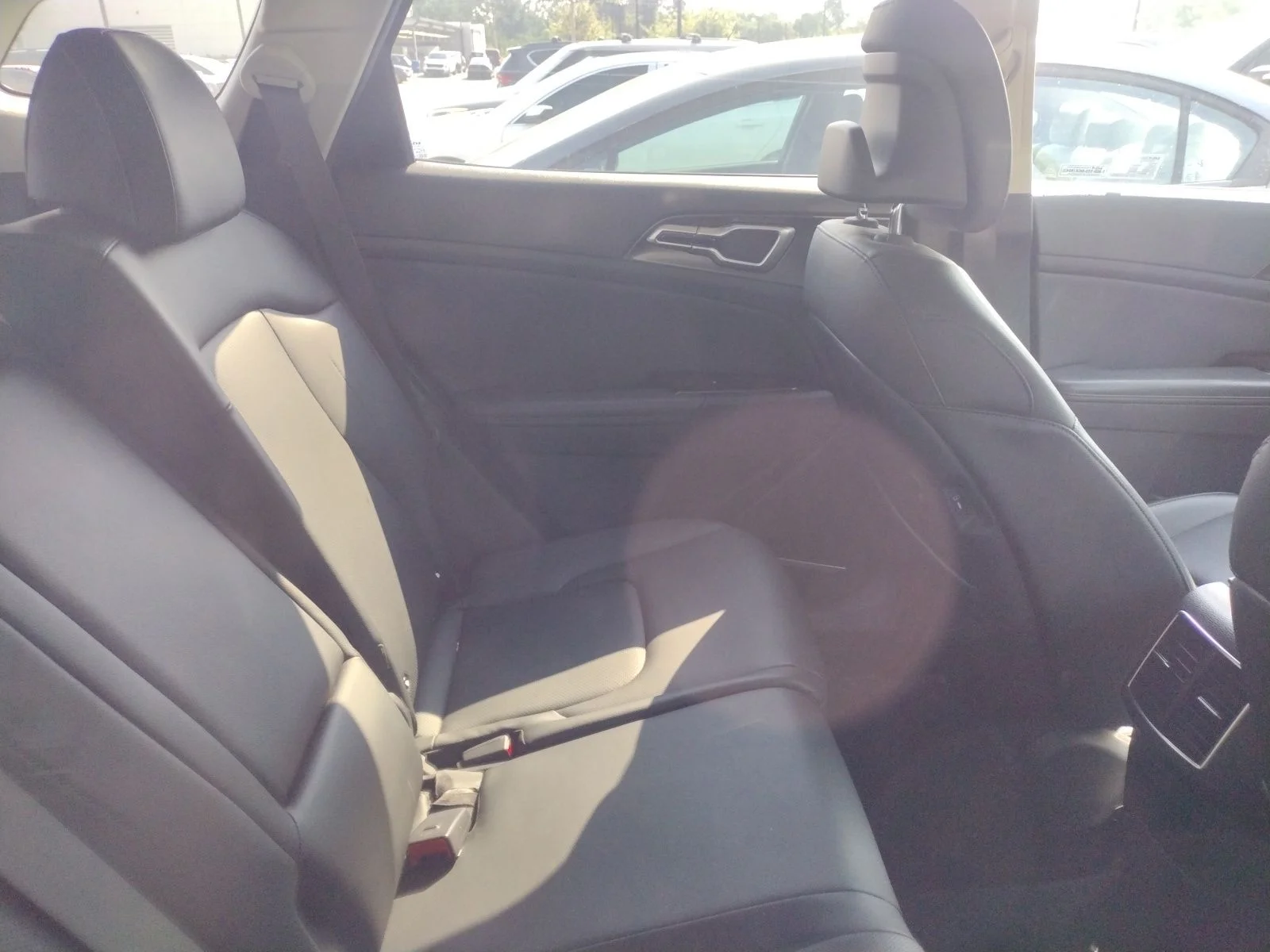 Used 2024 Blue Kia EX image 3
