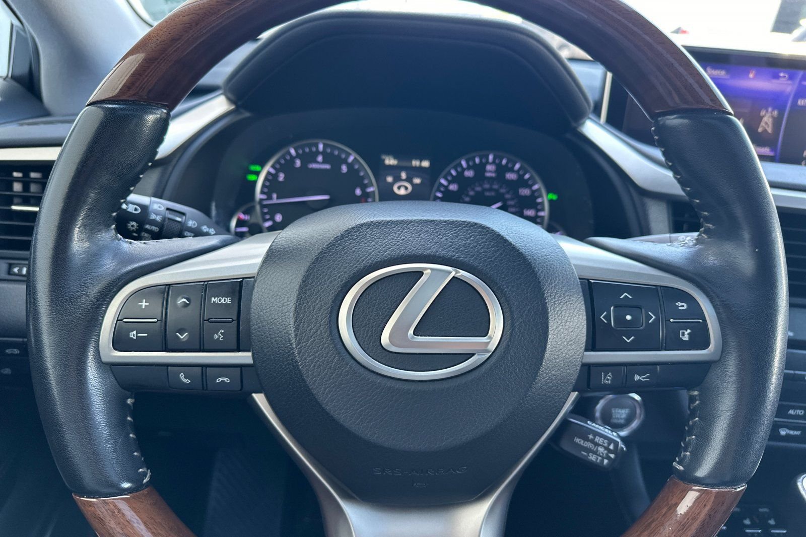 Used 2019 Silver Lexus 350 image 24