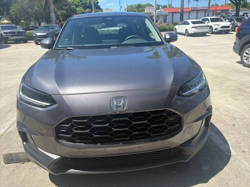 Used 2024 Modern Steel Metallic Honda LX image 2