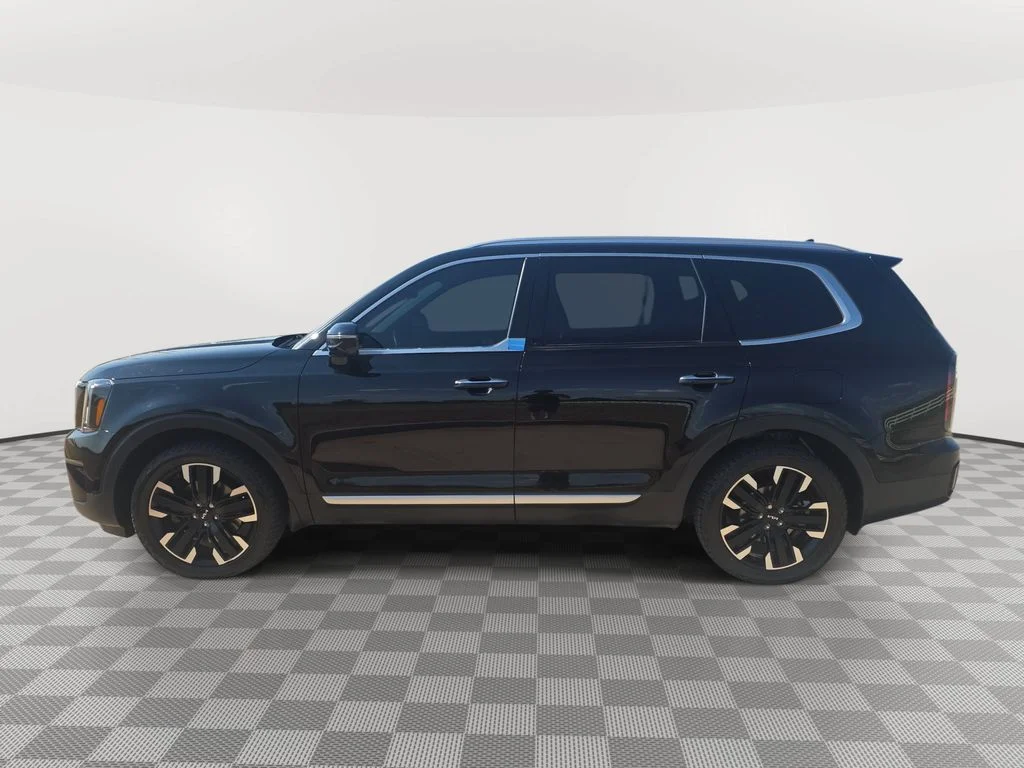 Used 2023 Ebony Black Kia SX image 38