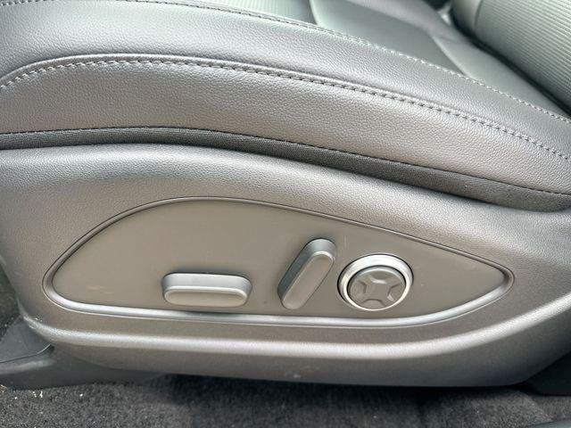 New 2026 White Hyundai Limited AWD image 16