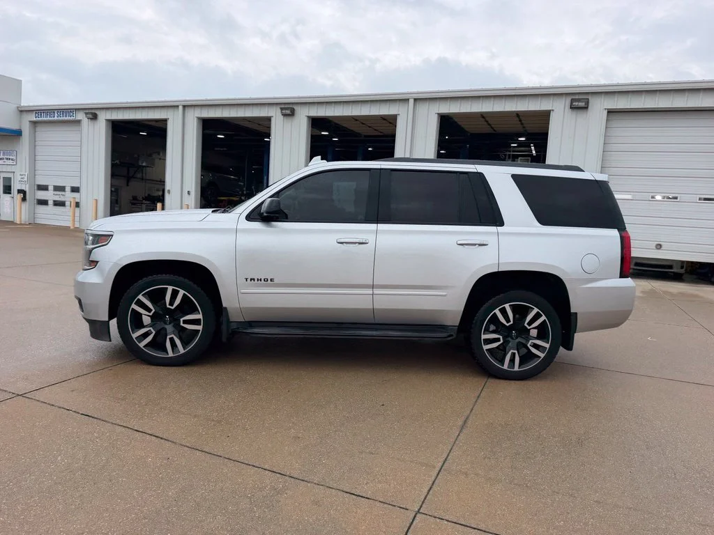 Used 2019 Silver Chevrolet Premier image 6