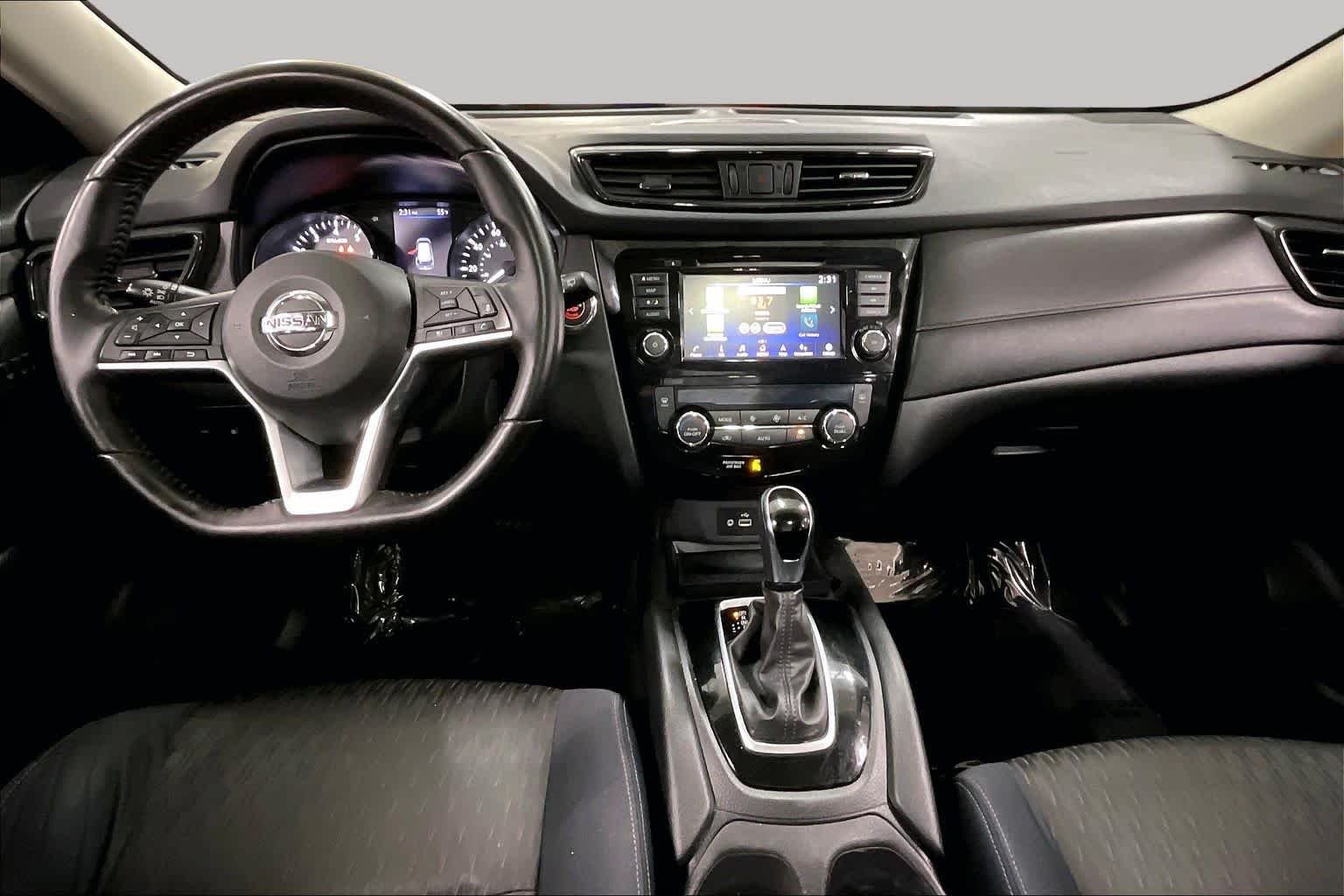Used 2018 Magnetic Black Nissan SV image 16