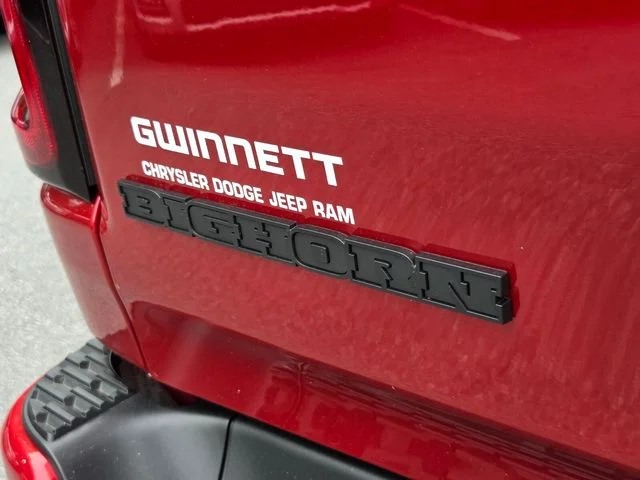 New 2026 Molten Red Pearl-Coat Exterior Paint RAM Big Horn/Lone Star image 27