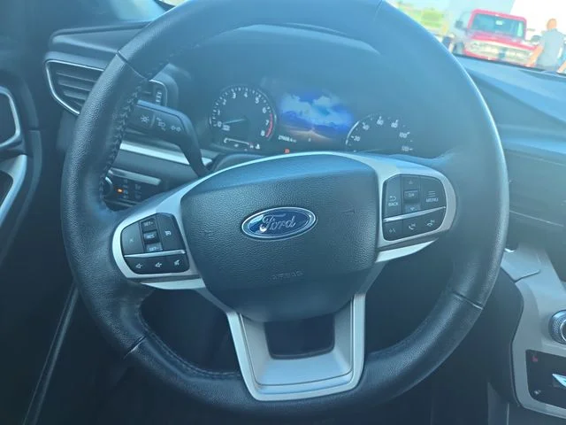 Certified Used 2024 Silver Ford XLT image 15
