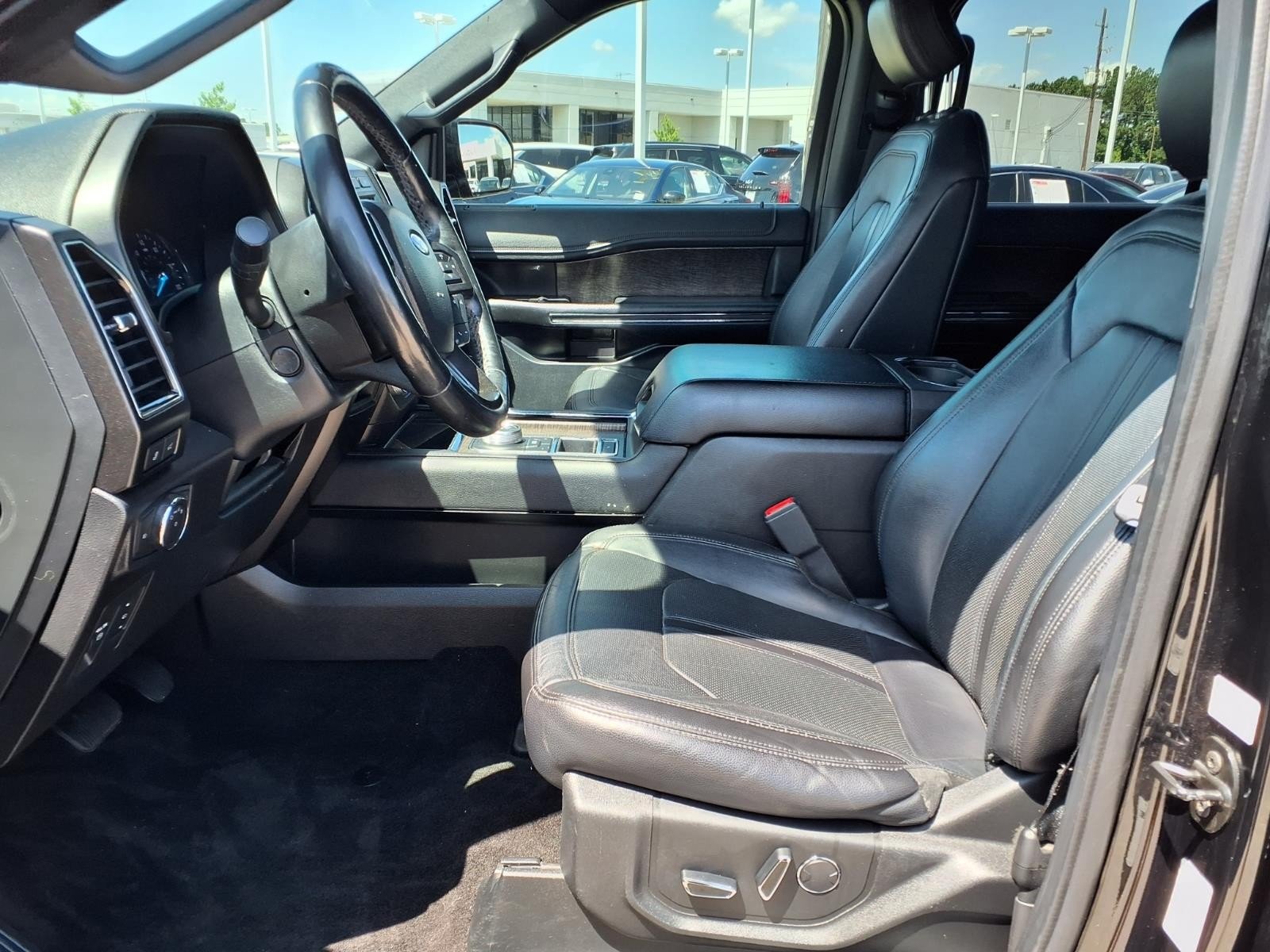 2018 Ford Expedition Limited - 11