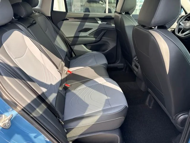 2026 Volkswagen Tiguan SE - Photo 33