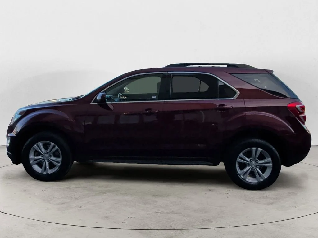 Used 2016 SIREN RED TINTCOAT Chevrolet LT image 2