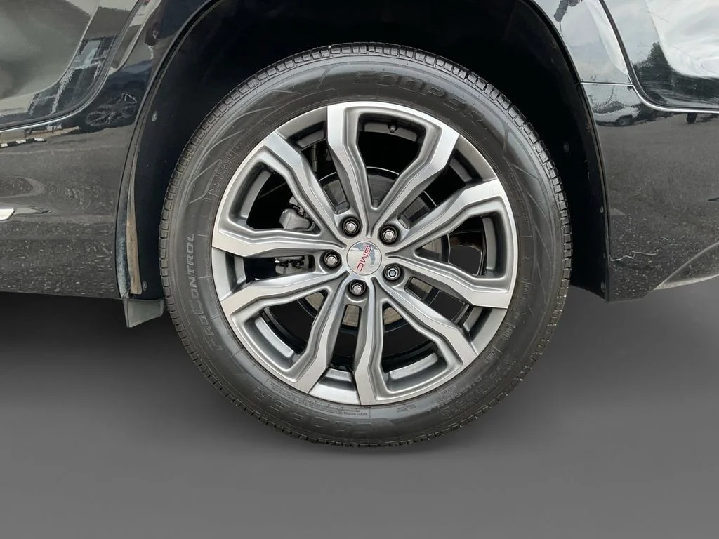 Used 2020 Black GMC Denali image 8