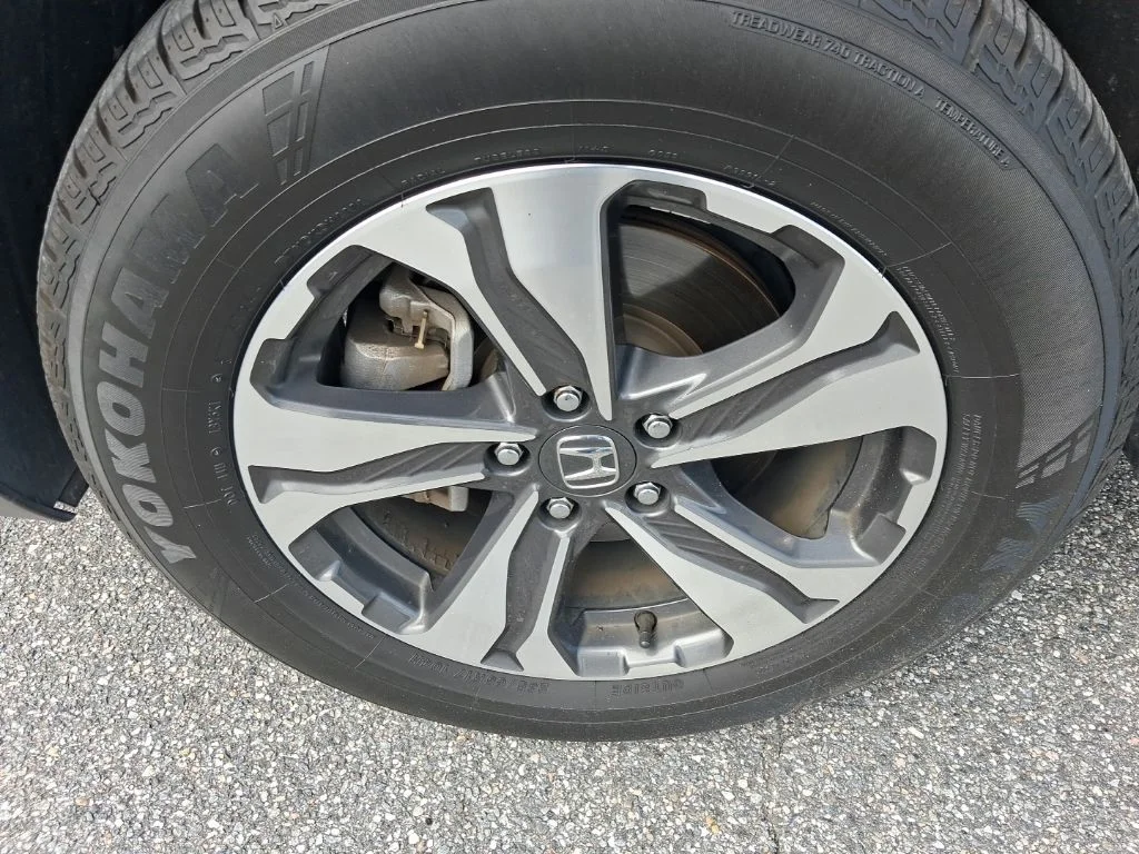Used 2019  Honda LX image 14