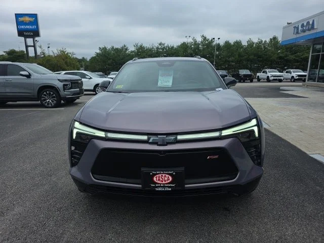 Used 2024 Gray Chevrolet RS image 8