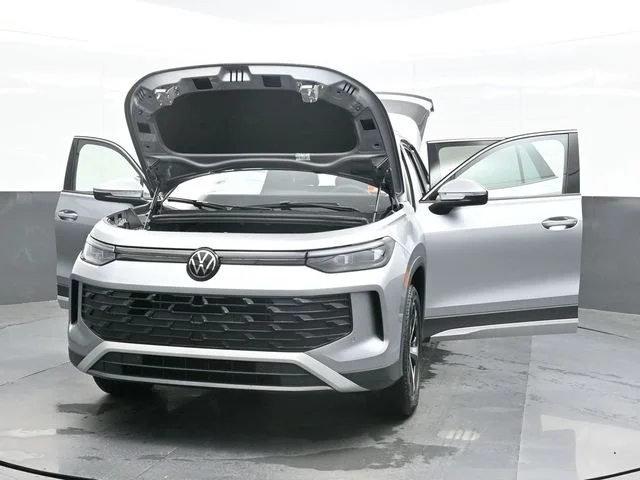 2026 Volkswagen Tiguan SE - Photo 30