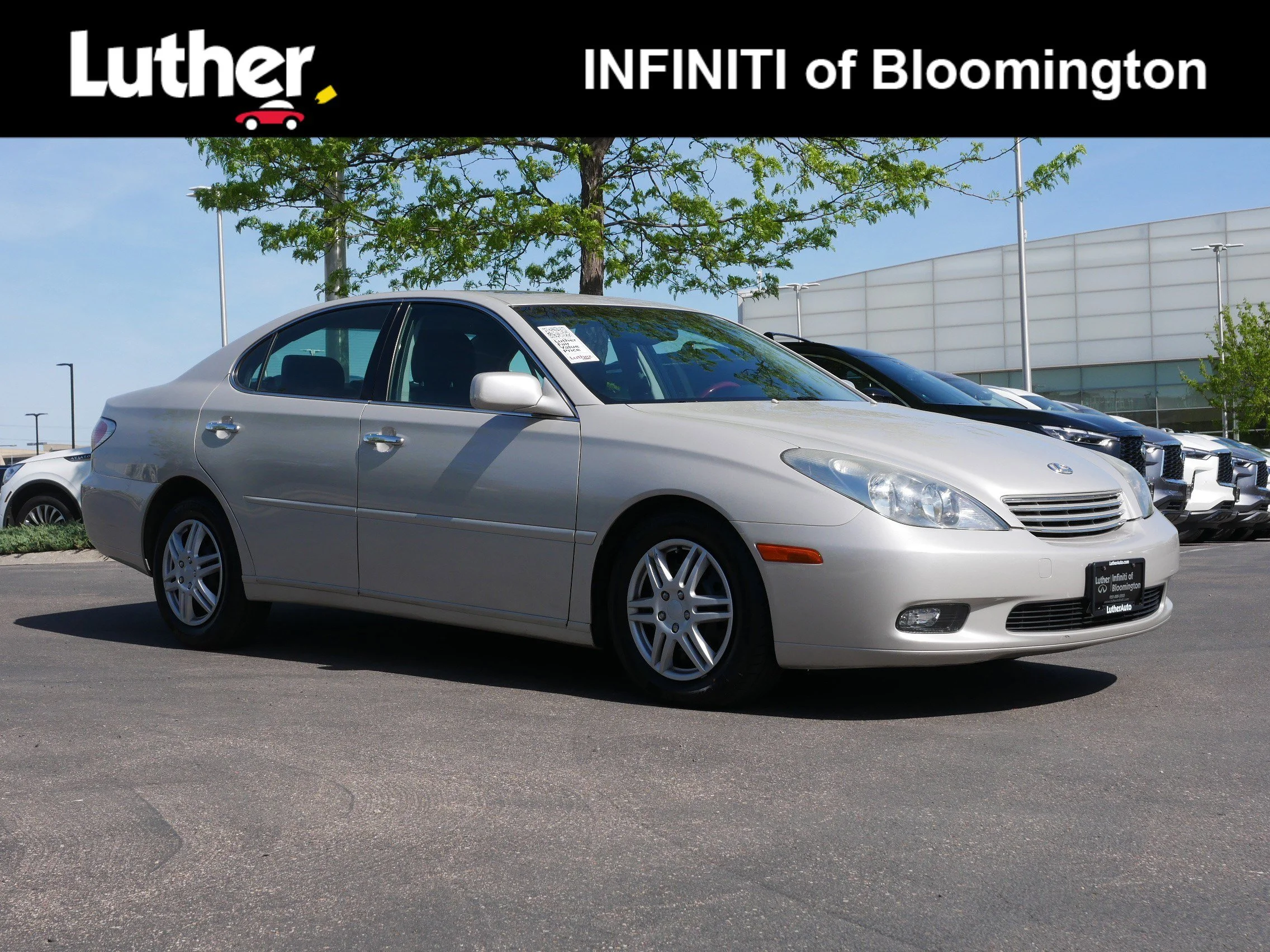 2002 Lexus ES 350 300's photo