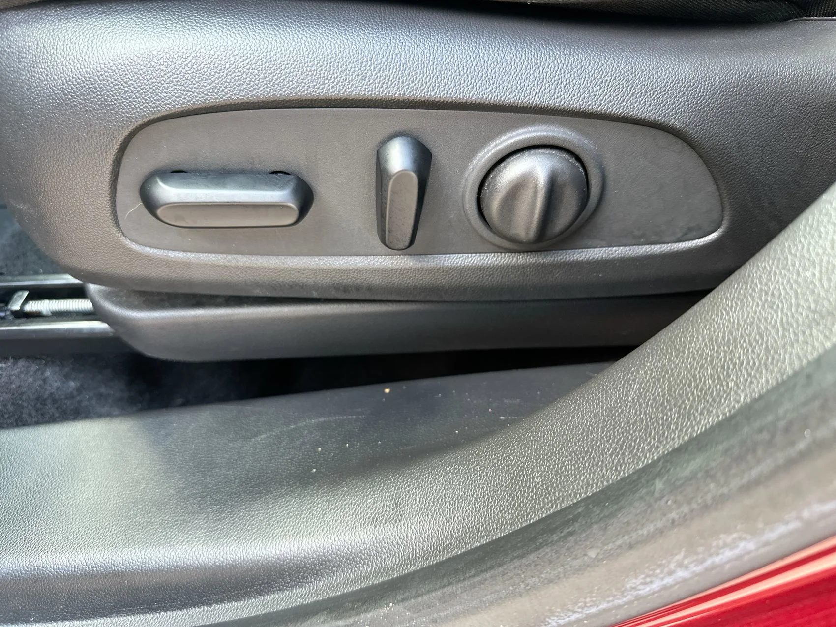 Used 2022 Cinnabar Metallic Buick Essence image 12