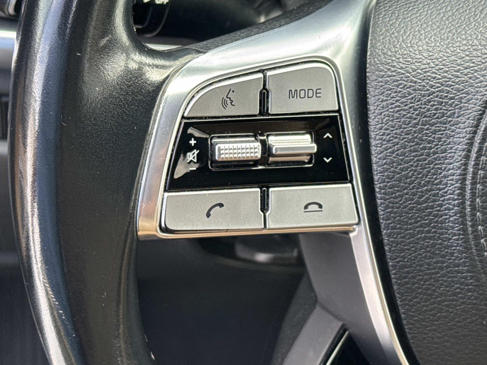 Used 2020 Ebony Black Kia SX image 23