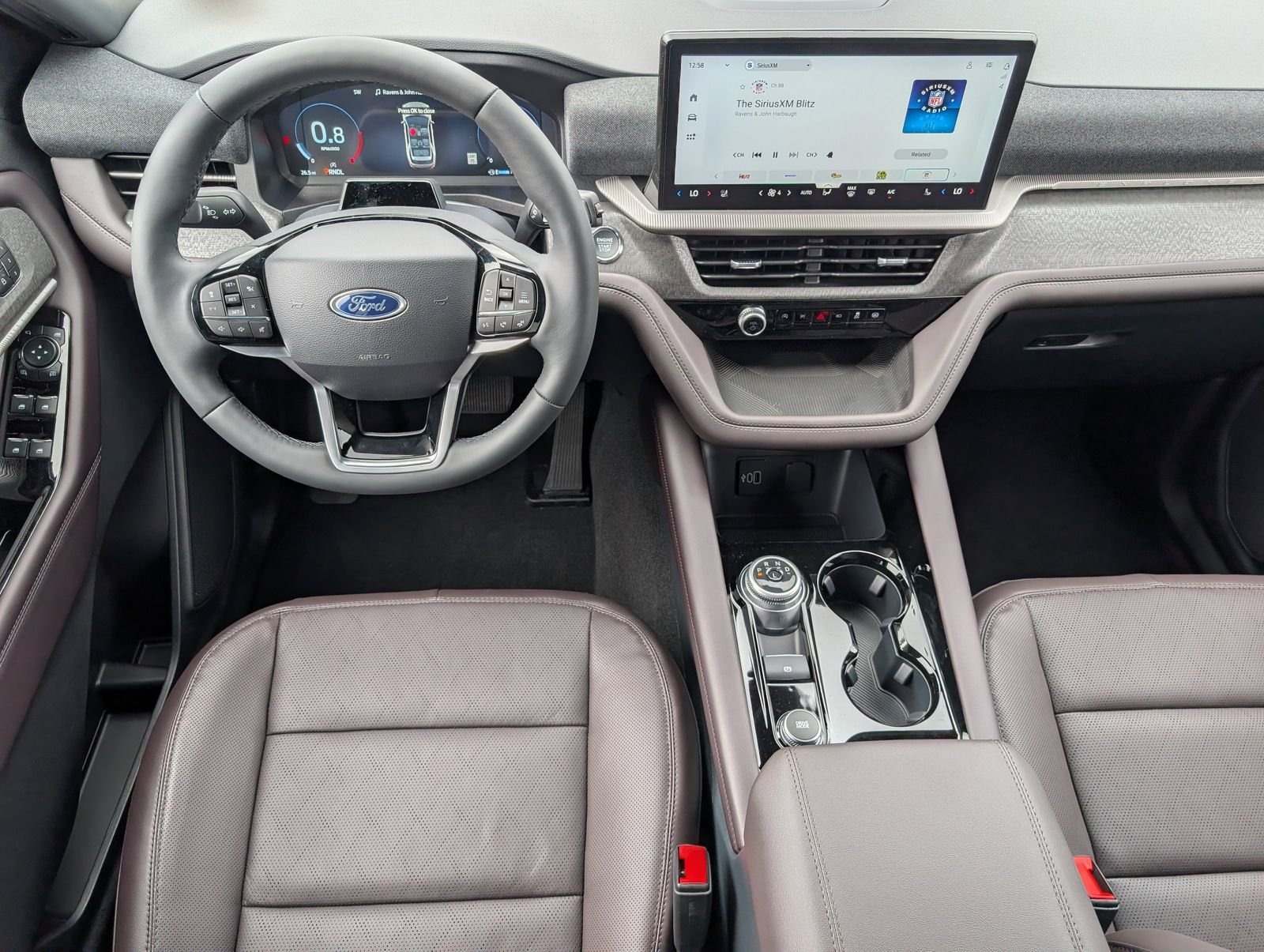 2026 Ford Explorer Platinum - Photo 6