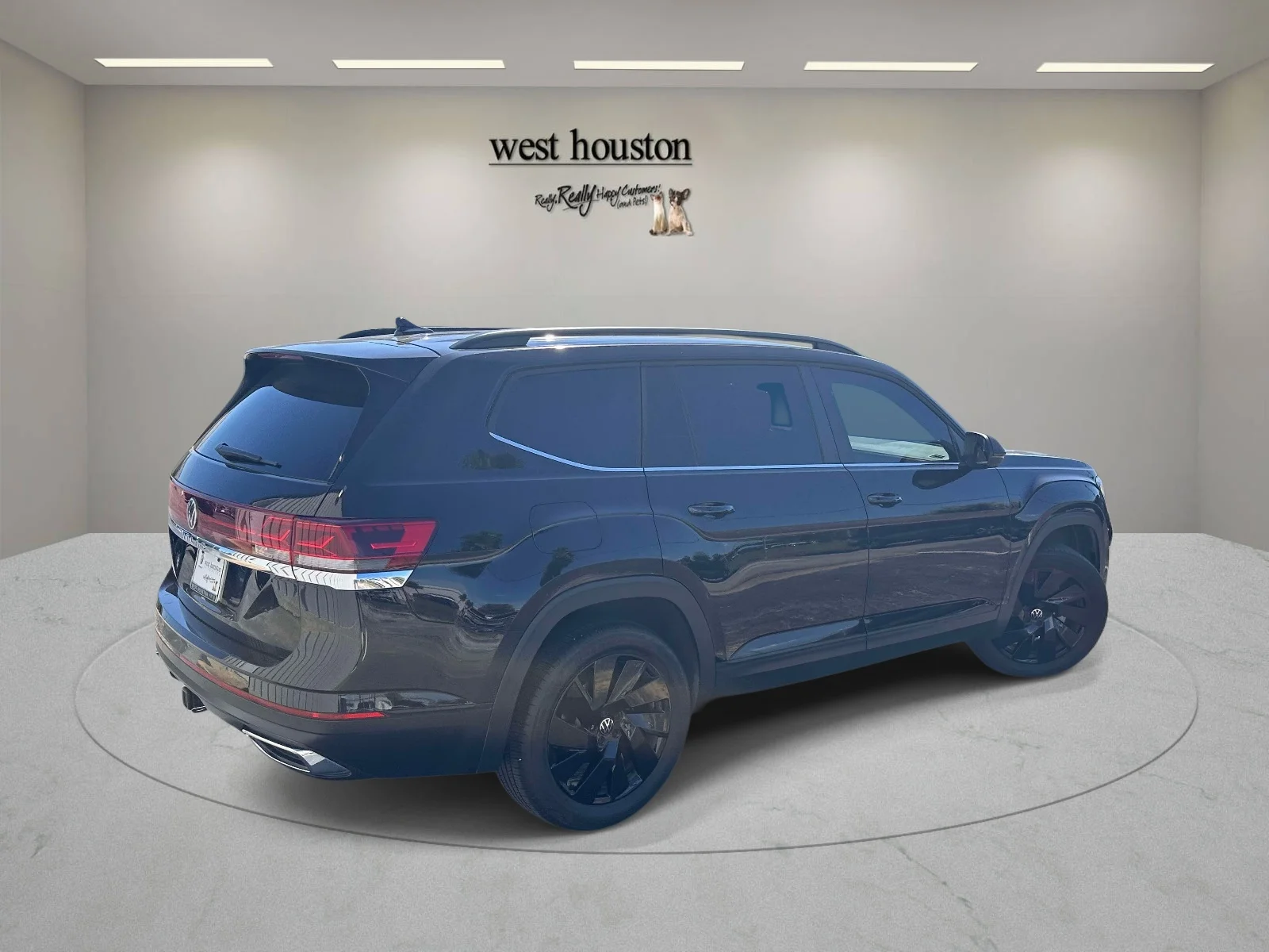 Used 2024 Black Volkswagen 2.0T SE w/Technology image 5