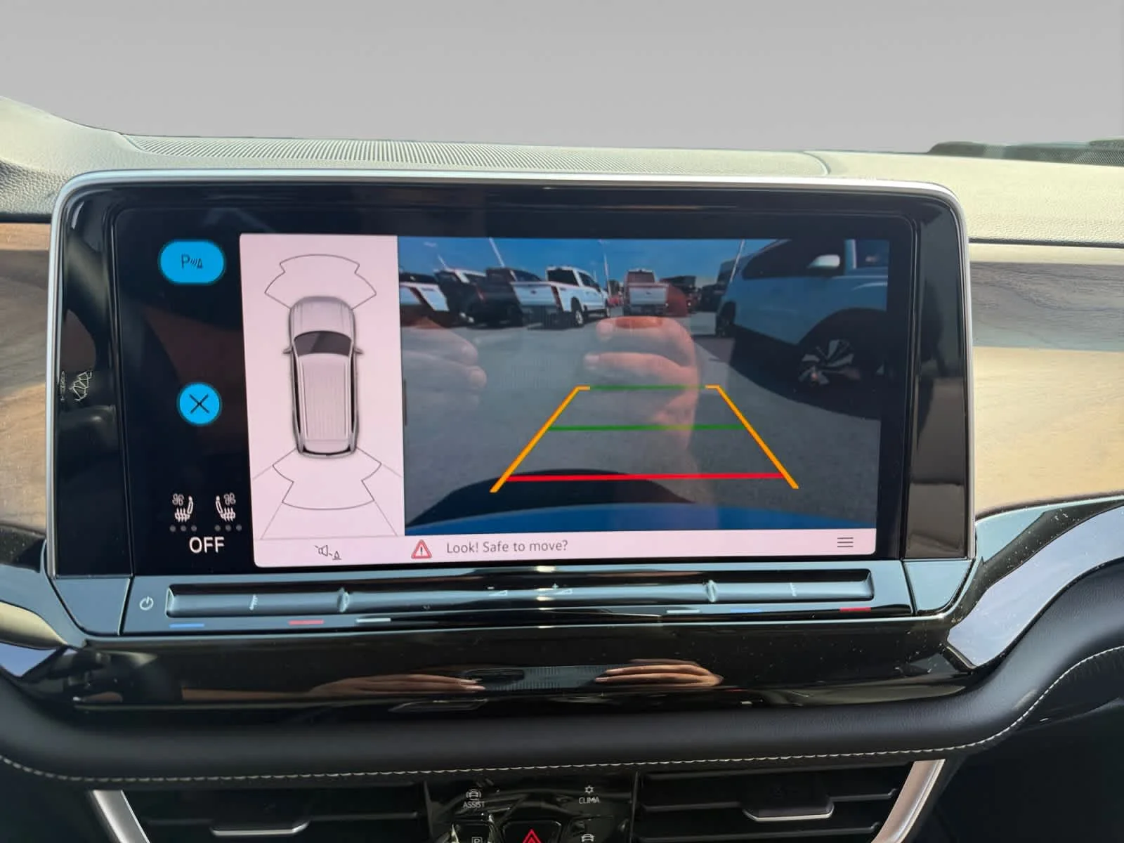 2026 Volkswagen Atlas SE w/Tech - Photo 16